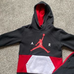 Jordan sweatsuit